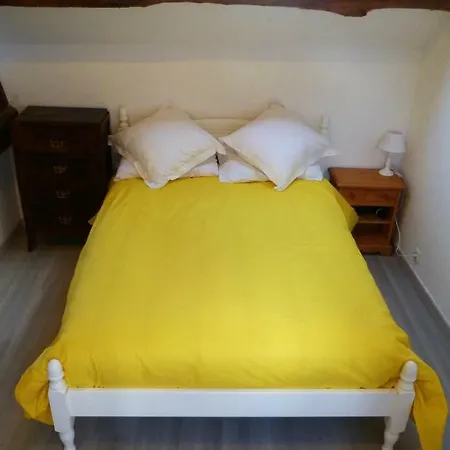 Le Tertre Gites Casa de Férias