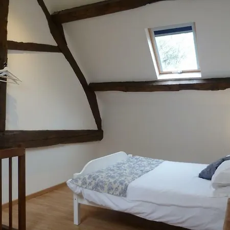 Le Tertre Gites Casa de Férias