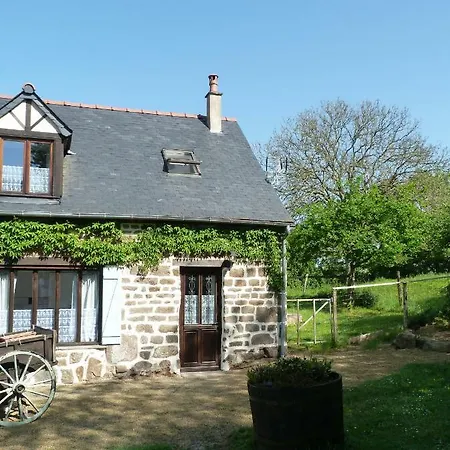 Le Tertre Gites Céaucé